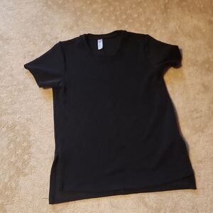 Womens SPANX air essentials soft fabric top. Black, size med.